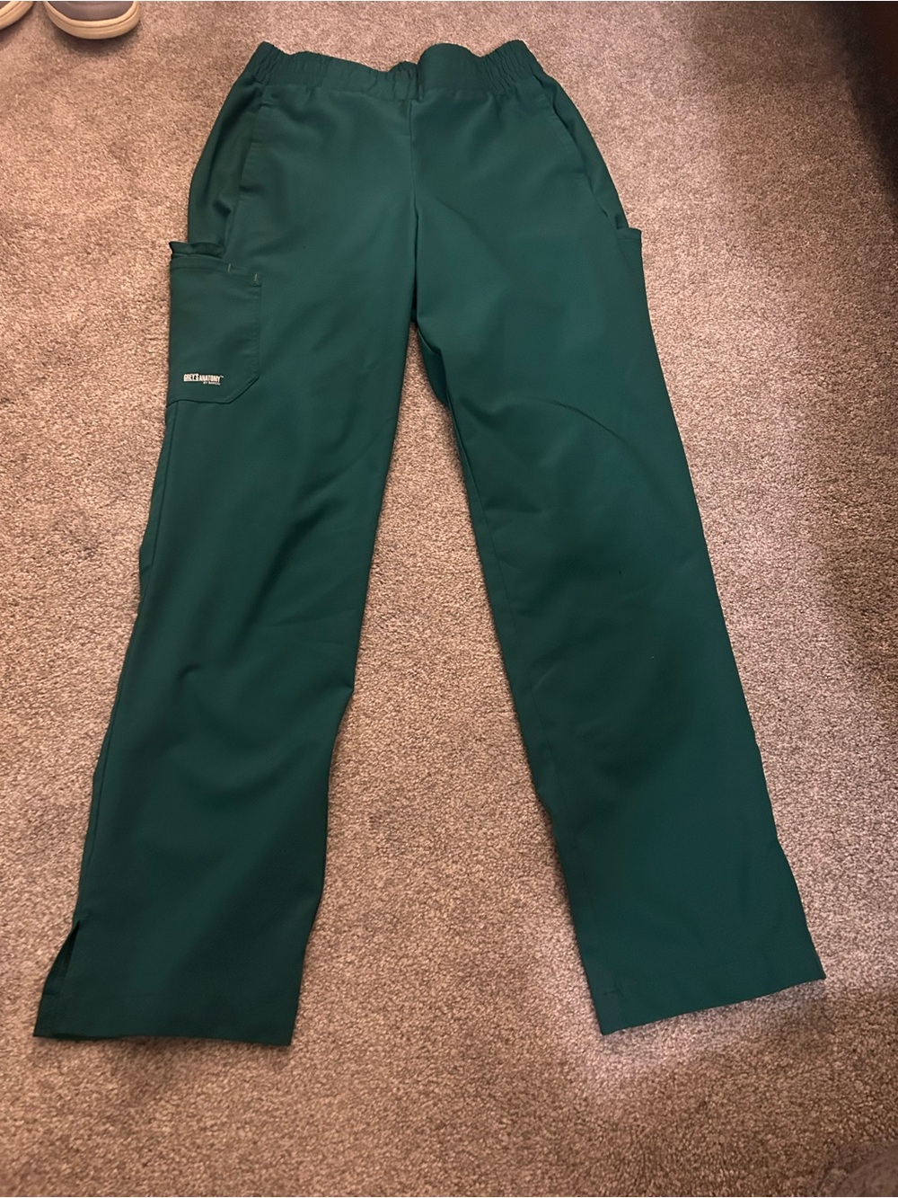 Grey's Anatomy Woman’s Hunter Green Cargo Scrub Pants